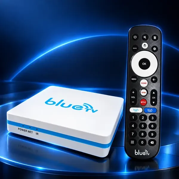 Imagem estilizada do aparelho: Blue TV Box com controle remoto